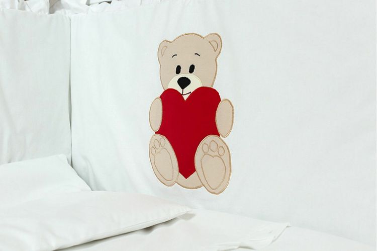 Imagine Lenjerie brodata Ursuletul Teddy, KidsDecor, cu 4 piese, din bumbac