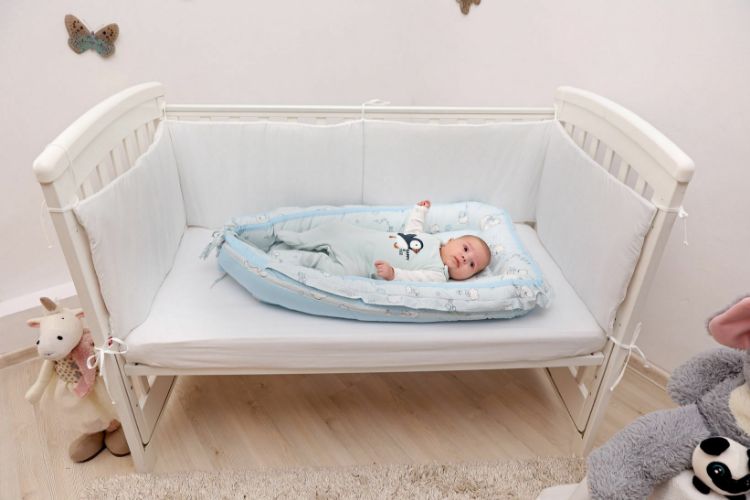 Imagine Baby Nest Ursuletul Martinica albastru - culcus bebelus pentru dormit, reversibil, multifunctional 100 x 60 cm