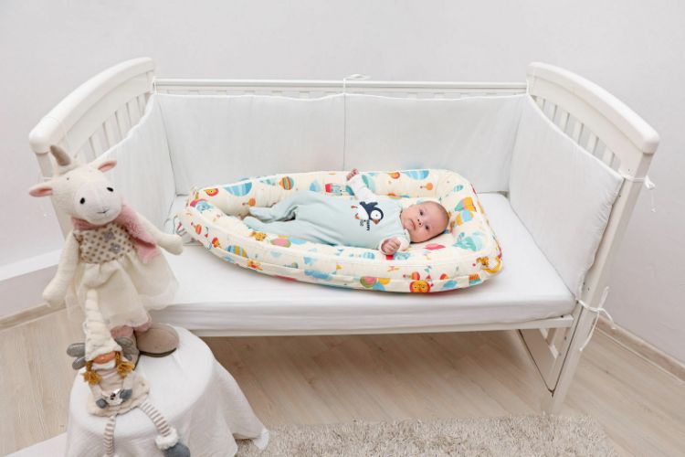 Imagine Baby Nest Balonase - culcus bebelus pentru dormit, reversibil, multifunctional 100 x 60cm