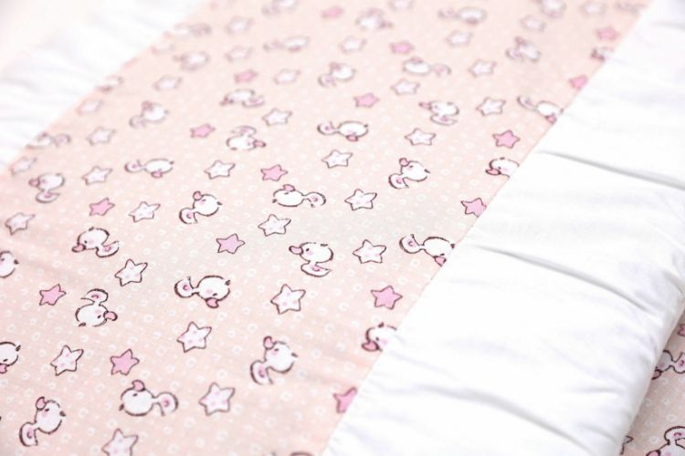 Imagine Set protectii patut Pink Ducks, din bumbac