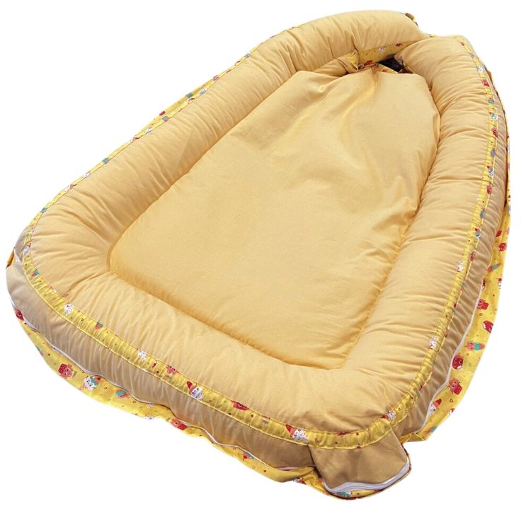 Imagine Baby Nest Dream of Ice Cream- culcus bebelus pentru dormit, reversibil, multifunctional 100 x 60 cm  